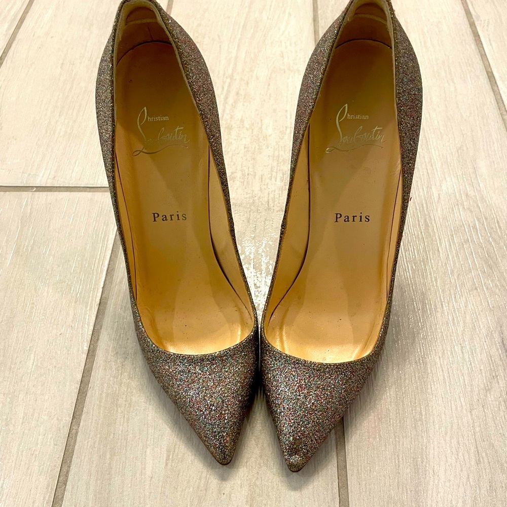 CHRISTIAN LOUBOUTIN
Glitter Pigalle Pumps